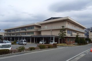 長野県飯田市の上村・和田小学校統合、新校名の公募も提案　再編検討委が初会合