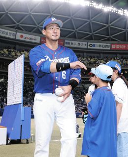 実録 竜戦士たちの10・8】（68）今中慎二がまさかの4失点…優勝