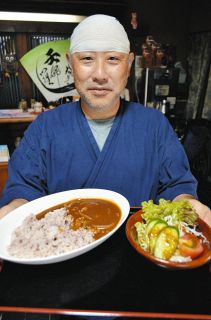 金よしで提供しているハヤシライス＝恵那市大井町で