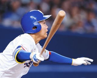 鵜飼航丞、プロ1号の原点にあった本塁打王との出会い そして若武者は
