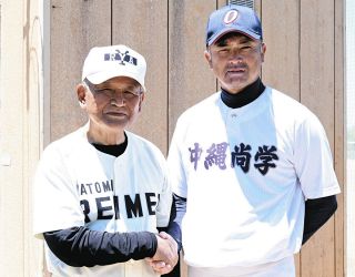 県岐阜商、「ちょっと涼しい気が」暑さ対策で帽子も岐阜大会の青から白