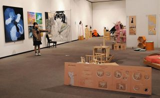 一宮起工科高生のまばゆい個性　15日まで、三岸節子記念美術館で展示