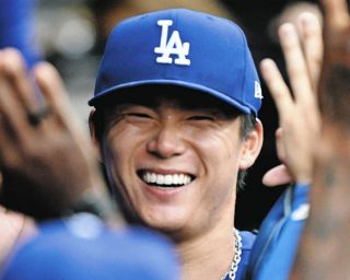 ドジャース夫人会、ボブルヘッド・デー欠場のウィル・スミス一家の家族
