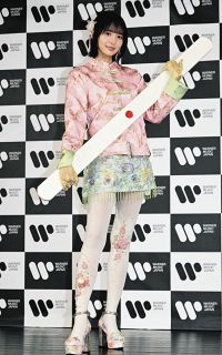 小川えり　エンリケ　ハンカチ 2017. 10/27 28 前夜祭　誕生祭 伝説のキャバ嬢”エンリケが35歳誕生日で『1008本の薔薇』『オリシャン