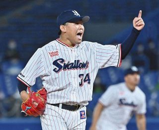【ヤクルト】広島大好き田口 今季4勝のうち3勝の荒稼ぎ「助けてもらって野手に感謝」 自らもスクイズ