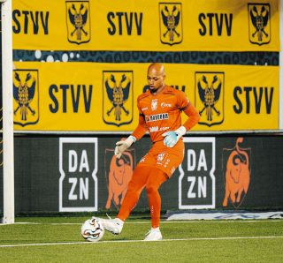 松井大輔さん、引退試合で2010年南アフリカW杯再現弾！本田圭佑の得点