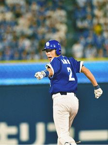 荒木、プロ２３年目初の代打弾