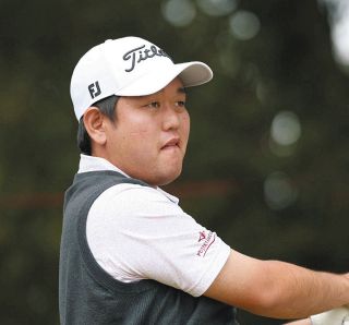 50歳、宮本勝昌が通算11アンダーで首位 デビュー戦の中島は
