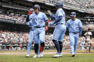 巨人・岡本和真、1軍に合流 長嶋さん追悼試合で「4番・三塁」スタメン