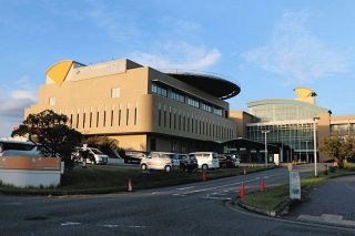 å¤§åºœå¸‚ã®å°å…ä¿å¥åŒ»ç™‚ç·åˆã‚»ãƒ³ã‚¿ãƒ¼ã€ãƒªãƒ‹ãƒ¥ãƒ¼ã‚¢ãƒ«æ¤œè¨Žã¸ã€€è€æœ½åŒ–ã€å°‘å­åŒ–ã«å¯¾å¿œ