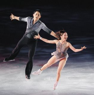 村元哉中・高橋大輔組にスタンディングオベーション アイスショーで