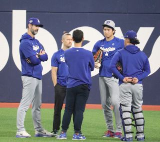 特大 等身大 ダルビッシュ MLB 球団支給 本物 球場バナー 野球 スポーツ 特大 等身大 ダルビッシュ MLB 球団支給 本物 球場バナー 野球