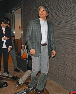巨人・松井新監督「ヤンキースに引けを取らない」球団の練習設備に太鼓判　トレーナー室では選手とも対面「爆睡していた」