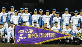 ◇阪神・星野監督、18年ぶりの優勝を決め歓喜の胴上げ【写真】：中日