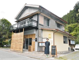 柔らか曲線、版画に 82歳永田さんが湖西市で個展：中日新聞しずおかWeb
