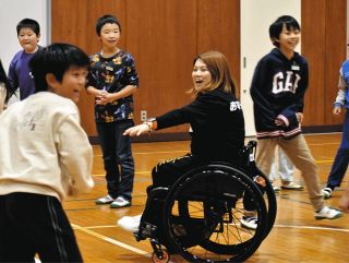 ãƒ‘ãƒ©é¸æ‰‹ã¨â€œæ–°â€é¬¼ã”ã£ã“ã€€åŠç”°ãƒ»æ¿å±±å°ã§è»Šã„ã™ã®å±±æœ¬ã•ã‚“ã¨ãƒ«ãƒ¼ãƒ«è€ƒãˆã‚‹