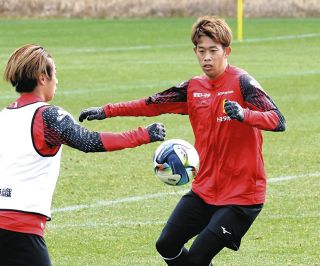 名古屋グランパスが全体練習再開…公式戦へ向けてフィッカデンティ監督