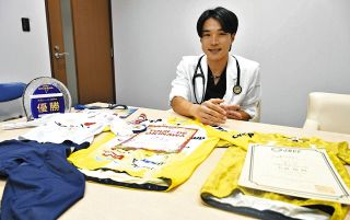 自転車の頂点へ二刀流　多治見市民病院研修医・大前翔さん