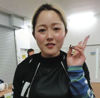 奈央スマイル全開！直線伸びた鈴木奈央が1着発進「うまく切り替える