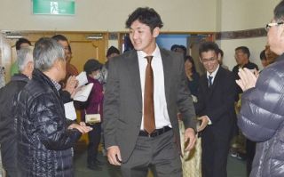 イチローさん以来2人目の愛知県豊山町出身　日本ハムドラフト2位・立野和明入団祝賀会「立野杯を開きたい」