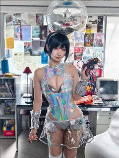 ◇伊織もえ、胸元きわだつ私服姿で台湾到着【写真】：中日
