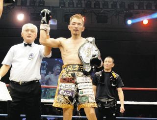 ボクシング】中谷潤人が公開練習、「足って感覚がすごく繊細