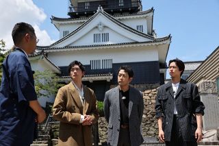 三彩」技法用いた新作も 七代加藤幸兵衛さん、名古屋で陶芸個展：中日
