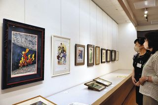 昭和の人気漫画の肉筆やセル作品　津松菱で展示販売