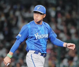 楽天】新任の森岡良介1軍野手コーチが合流「みんな、仲いいっすね