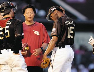 大谷翔平、甲斐拓也との写真を公開 活躍に世界が興奮「結婚して