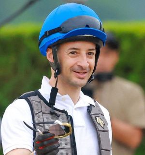 上原博之師が現役28人目のJRA通算500勝を達成、田中克典師は現役145