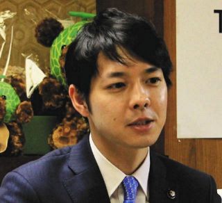 ‘’イケメン‘’鈴木直道北海道知事が公式インスタグラムを開設…観光業立て直し策「HOKKAIDO