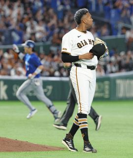 ライデル痛恨被弾…巨人崖っぷち　9回から登板の守護神、DeNA度会に勝ち越しソロ浴びる【CSファースト】