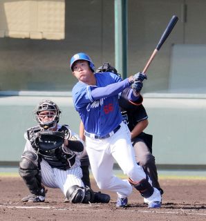鵜飼航丞、プロ1号の原点にあった本塁打王との出会い そして若武者は