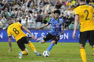 サッカー日本代表・三笘薫の活躍に世界も”揺れた”途中出場からの２ゴールに「豪州の心臓は張り裂けた」