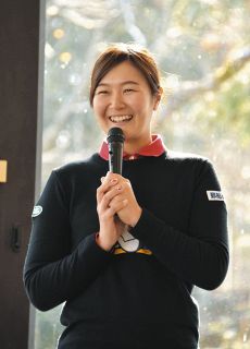 チャリティーコンペで今季活躍誓う　瑞浪観光大使のプロゴルファー・神谷そら選手