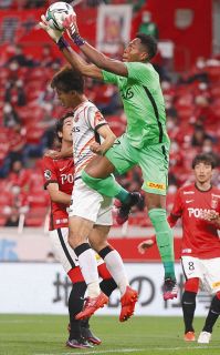 【J1】名古屋は浦和とスコアレスドロー　浦和・ユンカーの連続試合得点止めるも…勝ち切れず