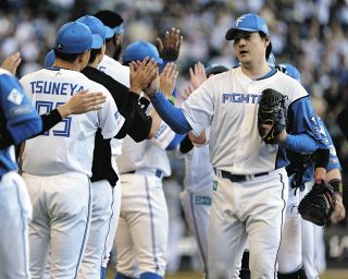 希少Nike MLB Dodgers パーカー XLサイズ 大谷翔平 水原一平 ◇水原一平通訳、大谷翔平の隣でパーカー姿【写真】：中日スポーツ