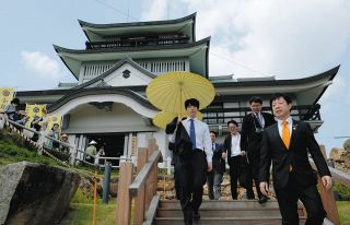 千日手にどよめき…王位戦開催で将棋熱沸騰の愛知県小牧市　前夜祭からの3日間を振り返る