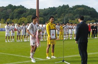 元スペイン代表　フェルナンドイエロ　ＢＩＧタペストリー 0000000021262_P2h8gfN.jpg