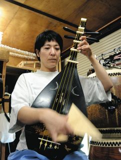 琵琶演奏と語りで涼を　阿智の桜田さん、3日に昼神温泉郷で怪談や奇譚披露
