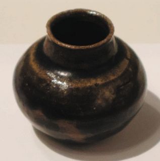 中学２年生の時に発掘した茶入れを81歳になって博物館に寄贈　「力になれば、私もつぼもありがたい」