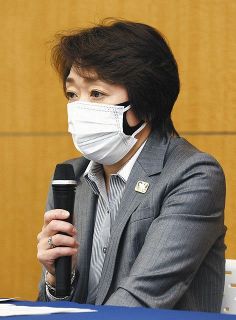 橋本聖子会長「ショックを受けた」佐々木さんの辞意受け入れ 渡辺直美さん侮辱する演出提案