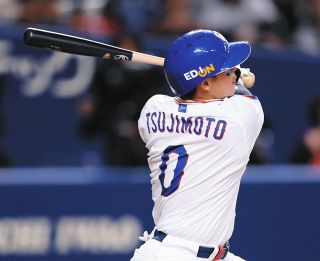 鵜飼航丞、プロ1号の原点にあった本塁打王との出会い そして若武者は