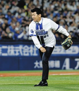 「工藤さんの考察、素敵」日本シリーズ始球式での中日新監督・工藤公康さんの『解説』が話題「聞いただけで泣き出してる」