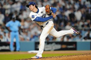 大谷翔平、42号先頭打者弾で「デコピンポーズ」連発！翔平