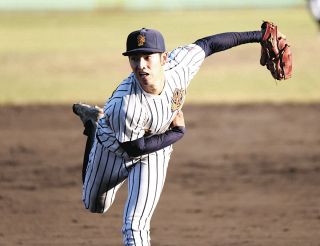 準硬式155キロ右腕に大リーグスカウトも真顔…190センチ長身の3年生、大産大・野上龍哉が10イニング11K無失点の圧巻投球