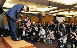 知名度で劣り、自民の裏金も足かせに…　静岡県知事選挙で敗れた大村さん「力が及ばず」　
