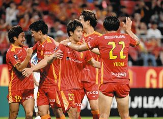 新加入のMF仙頭啓矢、古巣鳥栖と6日に対戦「絶対に負けられない