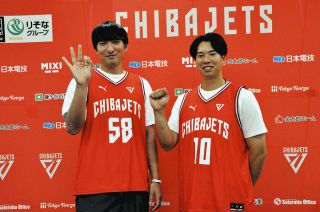 DeNA・山崎康晃、3億円で契約更改 自身のハーフの強みを実感「おしり